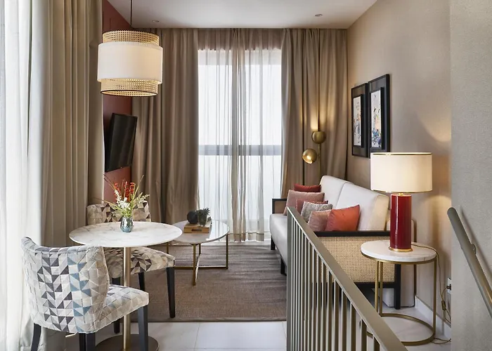 Vincci Molviedro Suites Apartments Seville
